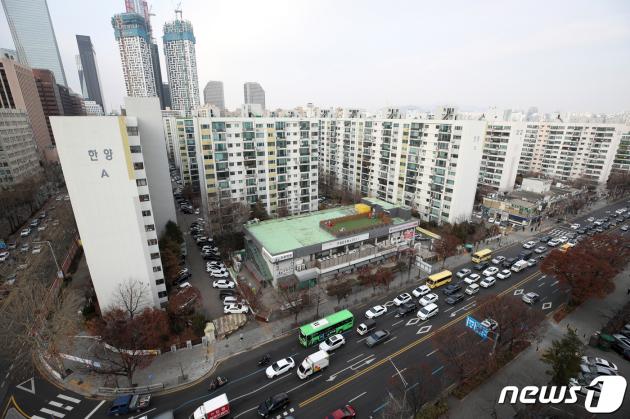 서울 영등포구 여의도 한양아파트의 모습. 2023.1.19/뉴스1 ⓒ News1 이승배 기자